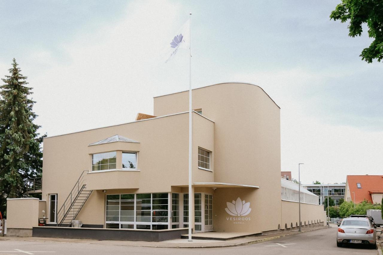 Hotel Vesiroos Pärnu Kültér fotó