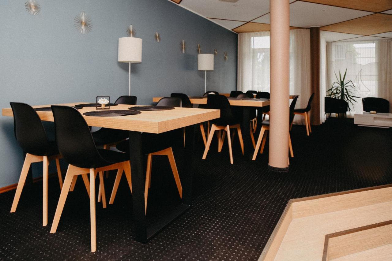 Hotel Vesiroos Pärnu Kültér fotó