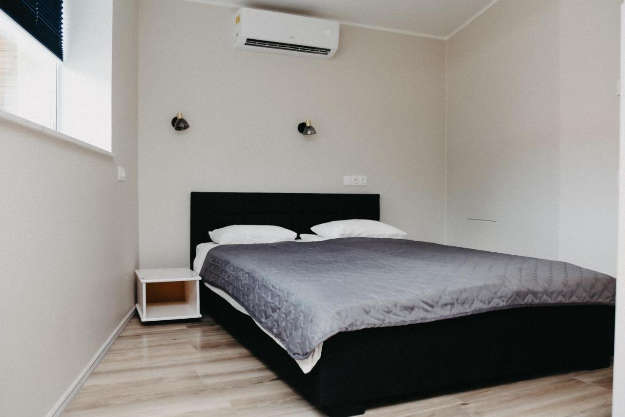 Hotel Vesiroos Pärnu Kültér fotó