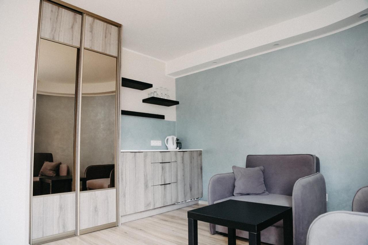 Hotel Vesiroos Pärnu Kültér fotó