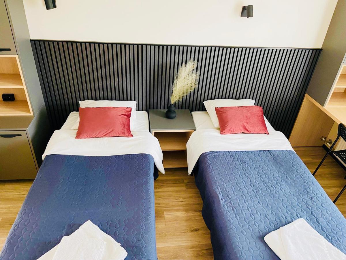 Hotel Vesiroos Pärnu Kültér fotó