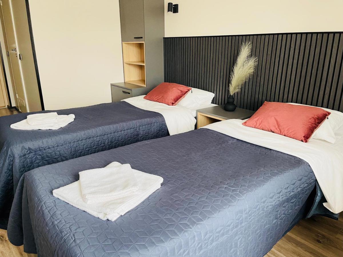 Hotel Vesiroos Pärnu Kültér fotó
