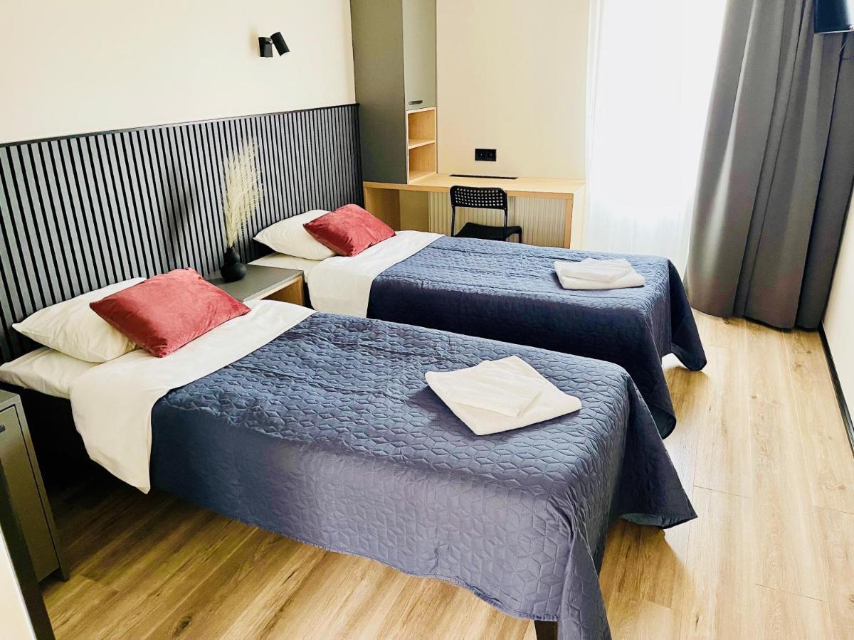 Hotel Vesiroos Pärnu Kültér fotó