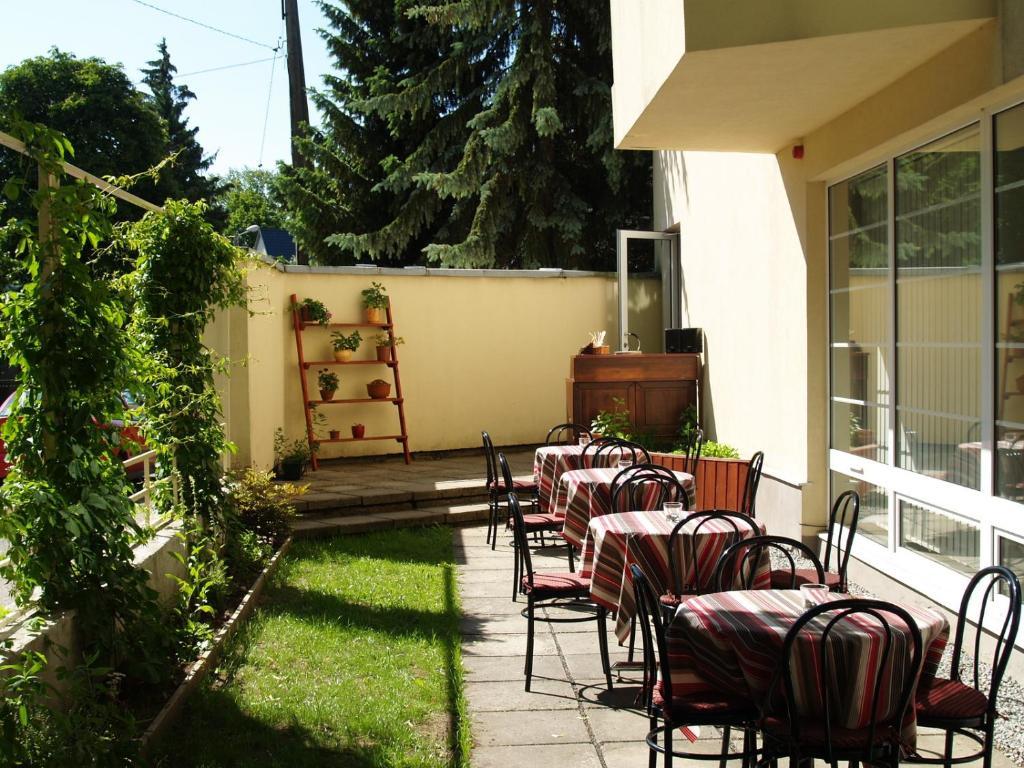 Hotel Vesiroos Pärnu Kültér fotó